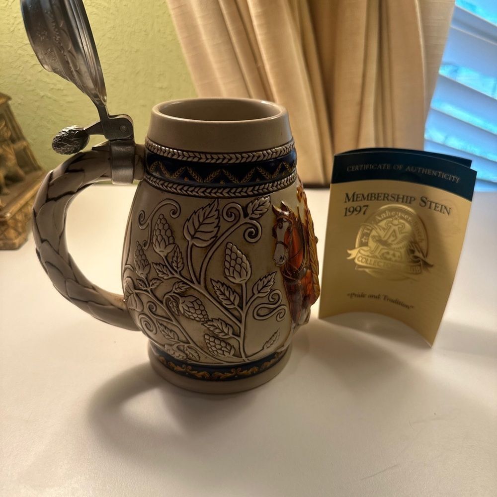 Authentic Anheuser-Busch 1997 membership beer stein with authenticity card.